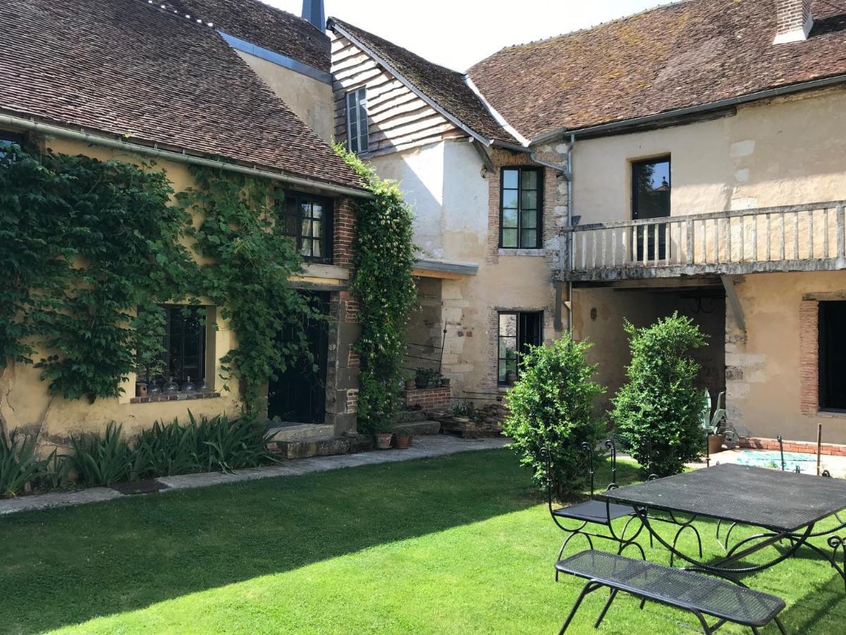 La Maison Jeanne D'Arc Saint-Fargeau  Exterior foto