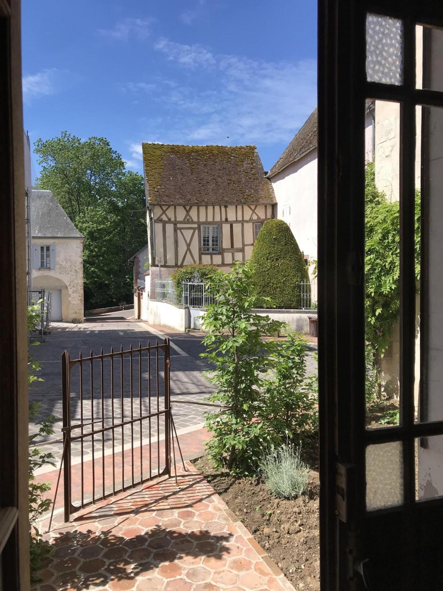 La Maison Jeanne D'Arc Saint-Fargeau  Habitación foto